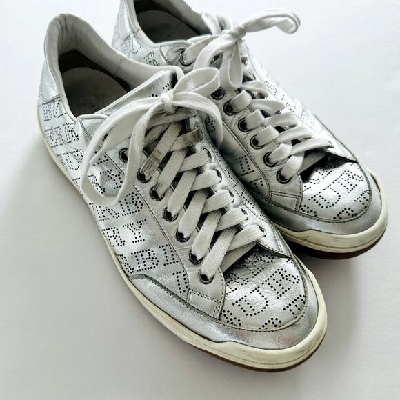 Burberry Silver Sneaker Size 40 Fashion Trainer Perforated Logo Rubber Soles - Picture 1 of 11